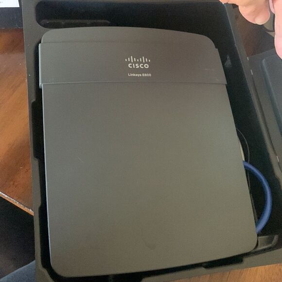 Host Pick 🥳Linksys wifi router N150 - Picture 9 of 13